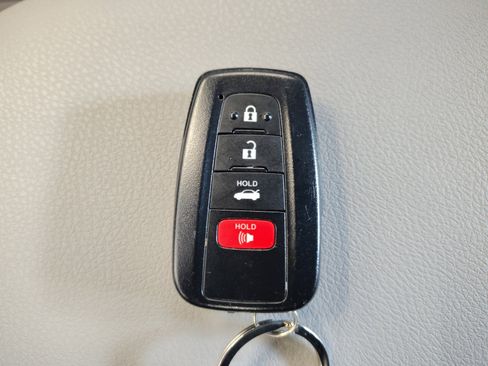 Used 2024 Toyota Camry LE w/ Convenience Package image 30