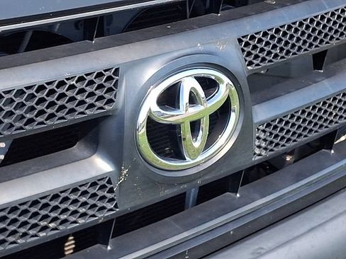 Used 2013 Toyota Tundra 2WD Double Cab w/ Tow Pkg image 21