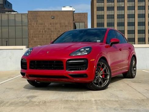 Used 2021 Porsche Cayenne GTS AWD/4WD image 1
