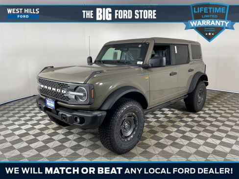 New 2025 Ford Bronco Badlands w/ Sasquatch Package image 1