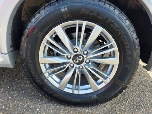 Used 2018 INFINITI QX80 2WD image 12