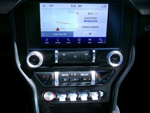Used 2020 Ford Mustang GT Premium w/ Equipment Group 401A RWD image 20
