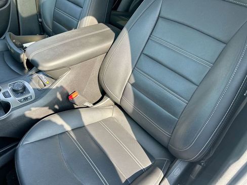 Used 2022 GMC Terrain Denali w/ LPO, Roadside Safety Package AWD/4WD image 15