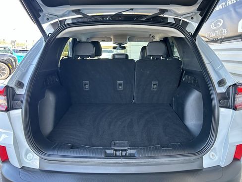 Used 2025 Ford Escape Platinum AWD/4WD image 13