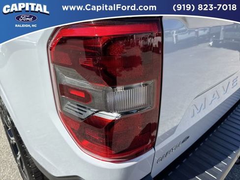 Certified 2025 Ford Maverick Lariat w/ 4K Tow Package AWD/4WD image 13