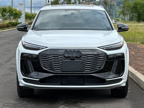 New 2027 Audi Q6 e-tron Premium Plus AWD/4WD image 8