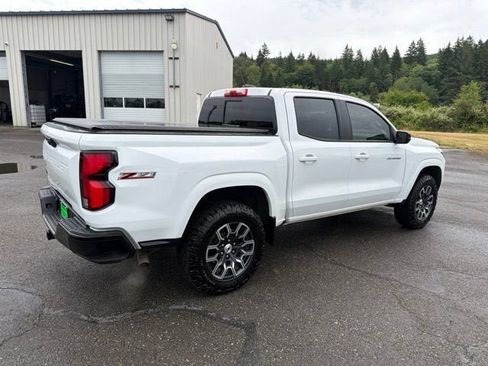 Used 2023 Chevrolet Colorado Z71 w/ Advanced Trailering Package AWD/4WD image 12