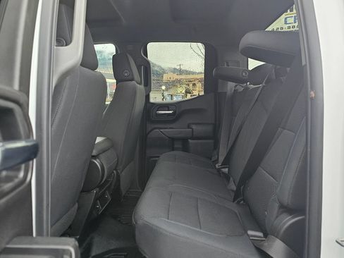Used 2019 Chevrolet Silverado 1500 W/T w/ WT Convenience Package AWD/4WD image 18