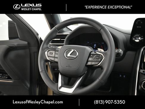 Used 2025 Lexus LX 700h Overtrail image 24
