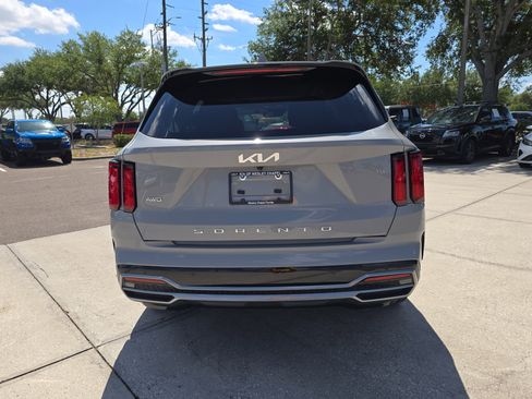 Certified 2022 Kia Sorento SX AWD/4WD image 7