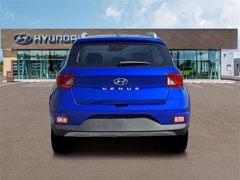 New 2026 Hyundai Venue SEL FWD image 6
