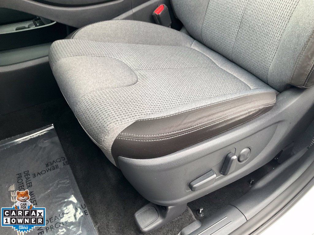 Used 2023 Hyundai Santa Fe SEL Convenience AWD/4WD image 16