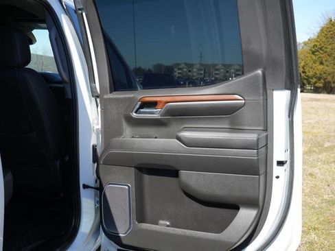 Used 2023 GMC Sierra 1500 Denali w/ Denali Reserve Package image 32