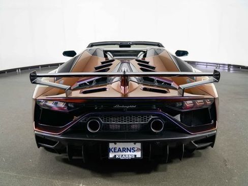 Used 2021 Lamborghini Aventador SVJ AWD/4WD image 7