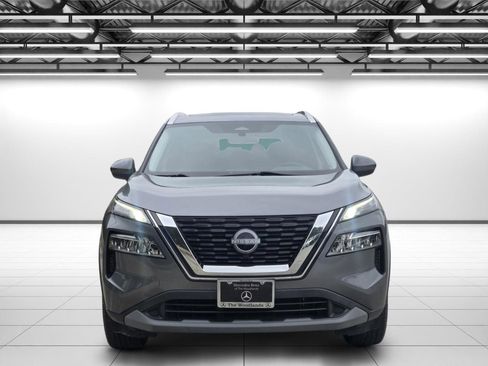 Used 2023 Nissan Rogue SV w/ SV Premium B Package FWD image 4
