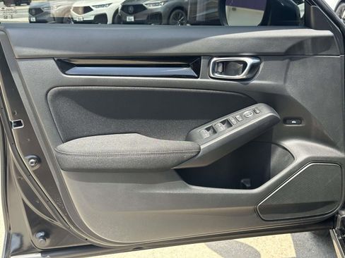 Used 2025 Honda Civic Sport image 15