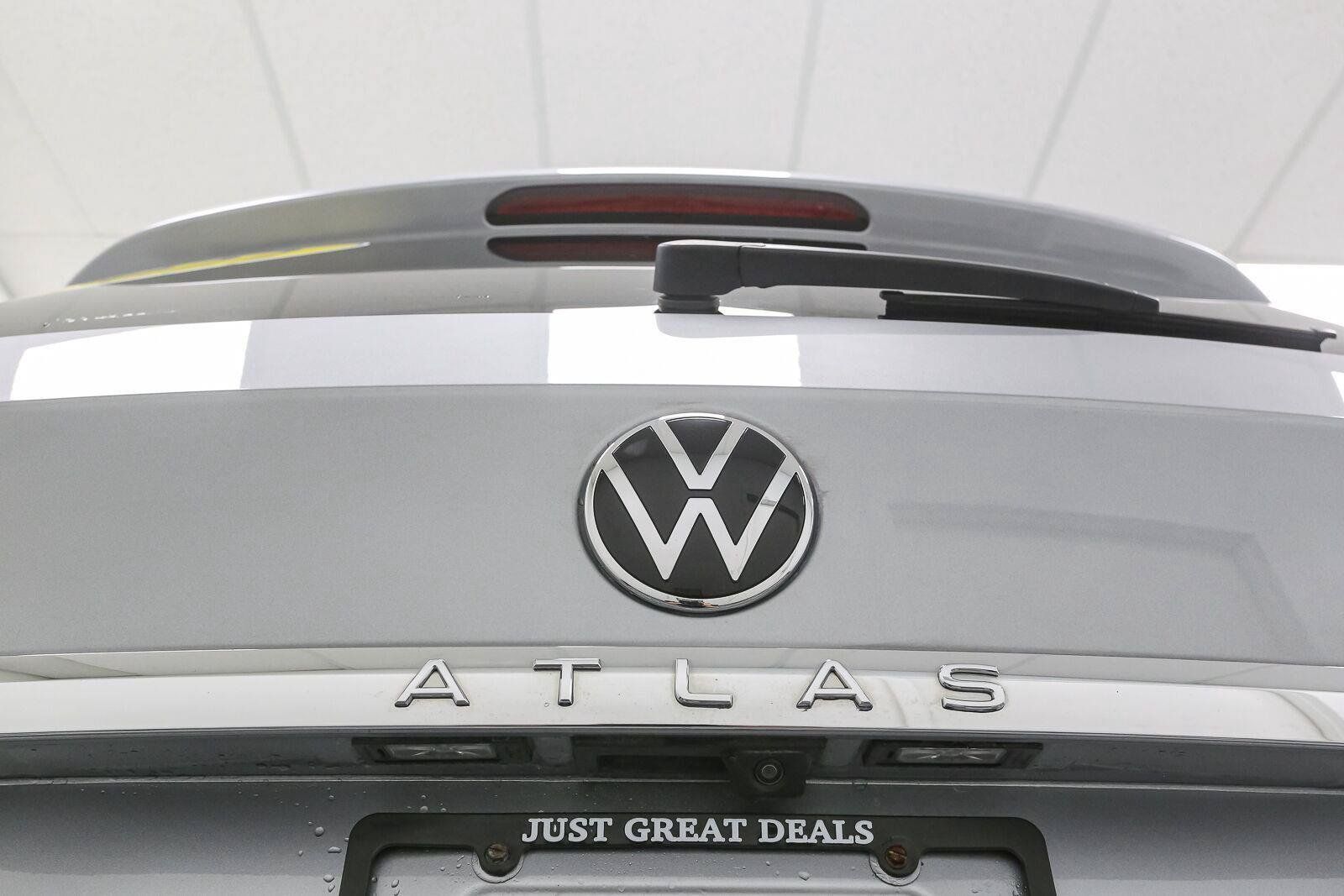Certified 2022 Volkswagen Atlas SE AWD/4WD image 14