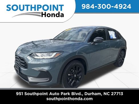 Used 2025 Honda HR-V Sport image 3