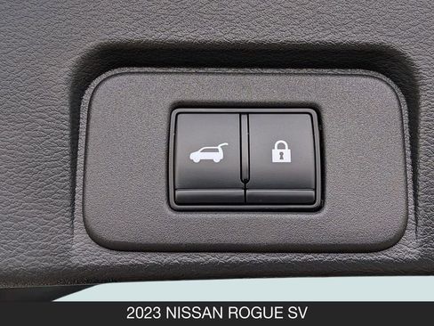 Used 2023 Nissan Rogue SV w/ SV Premium B Package FWD image 24