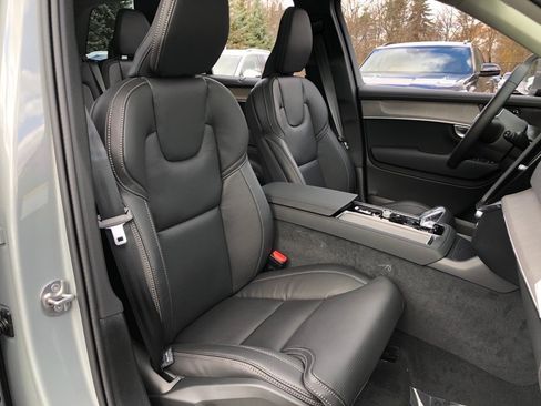 New 2026 Volvo XC90 B6 Ultra image 34