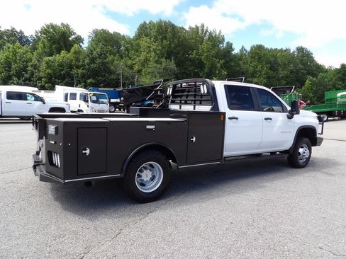 Used 2025 Chevrolet Silverado 3500 W/T w/ WT Convenience Package AWD/4WD image 8