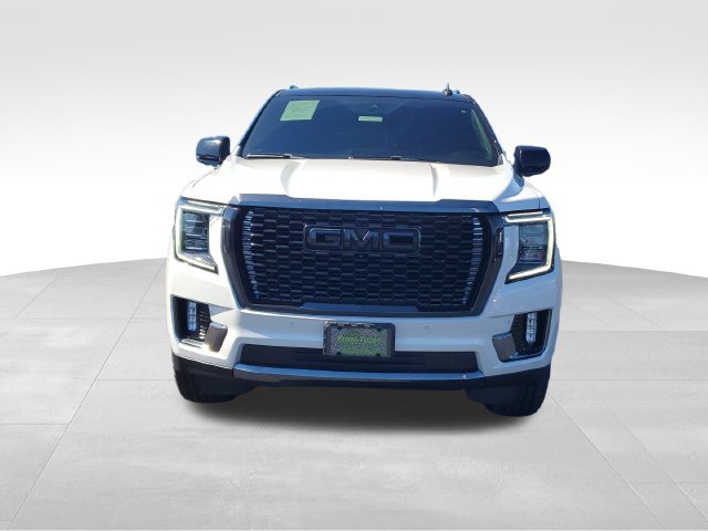 Used 2023 GMC Yukon XL Denali Ultimate AWD/4WD image 2