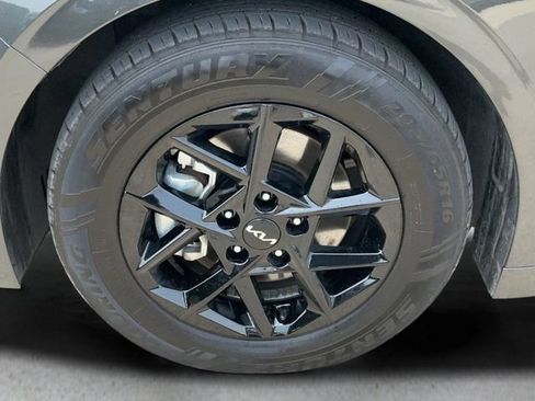 Certified 2026 Kia K5 LXS FWD image 9