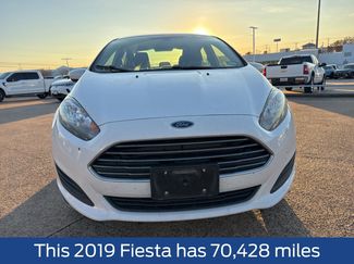 Used 2019 Ford Fiesta SE video 2