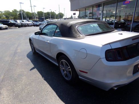Used 2014 Ford Mustang Premium w/ Equipment Group 201A RWD image 31