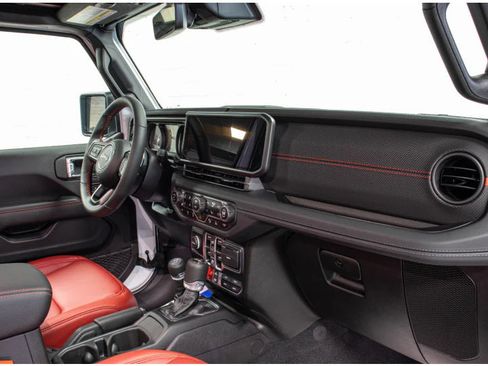 Used 2024 Jeep Wrangler Unlimited Rubicon 392 AWD/4WD image 18