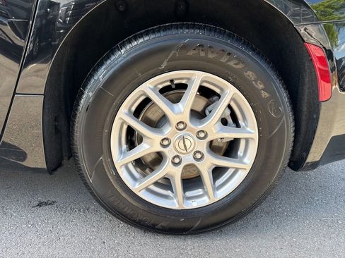 Used 2025 Chrysler Pacifica Select FWD image 27