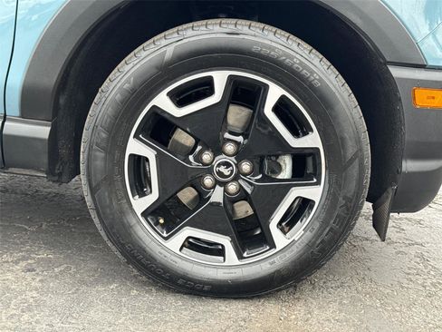 Certified 2022 Ford Bronco Sport Outer Banks w/ Tech Package image 6