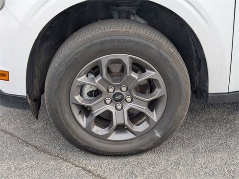 Used 2022 Ford Maverick XLT image 9