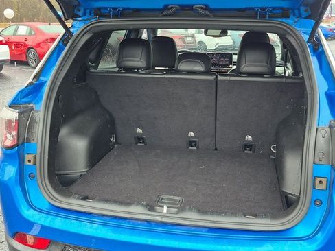 Used 2024 Jeep Compass Limited image 4