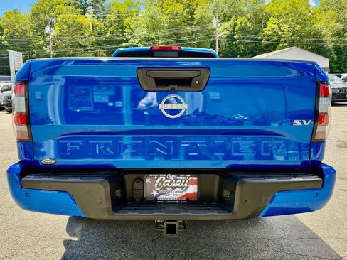 Used 2024 Nissan Frontier SV w/ Technology Package image 10