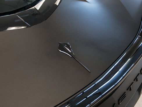 Used 2023 Chevrolet Corvette Stingray Premium Cpe w/ Z51 Performance Package RWD image 6