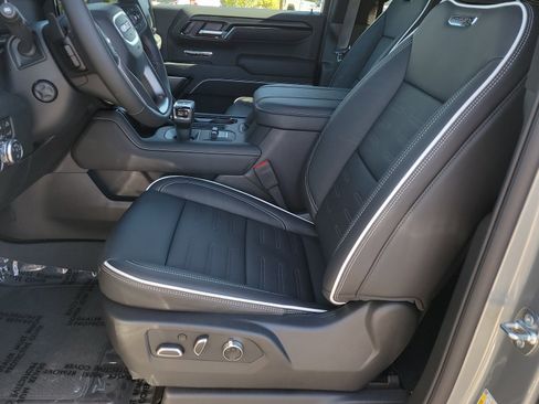 New 2026 GMC Sierra 1500 AT4X image 6