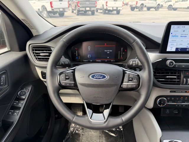 Used 2023 Ford Escape Active AWD/4WD image 16