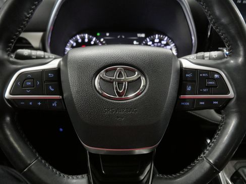 Used 2022 Toyota Highlander Platinum image 26