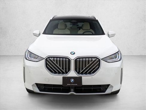 Used 2025 BMW X3 xDrive30i w/ Convenience Package image 6