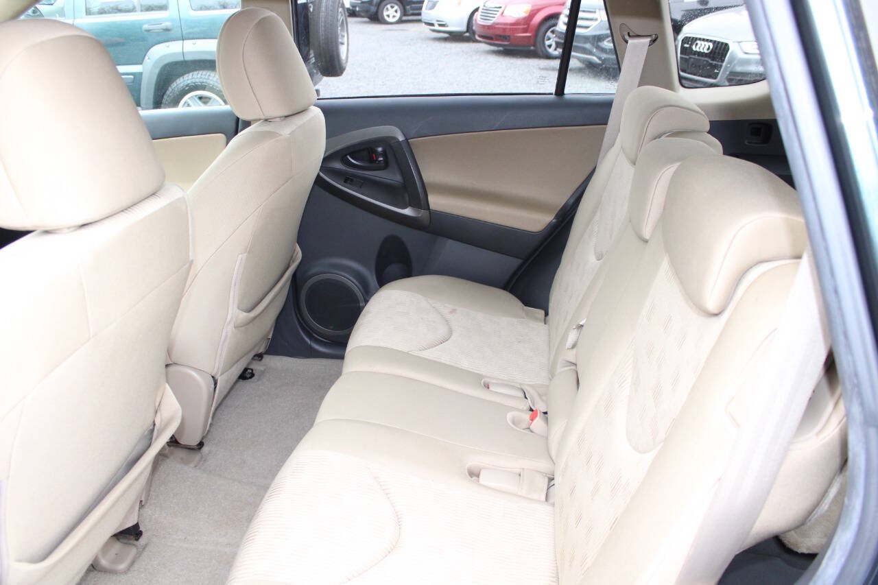 Used 2011 Toyota RAV4 4WD w/ Base L4 Extra Value Pkg image 17