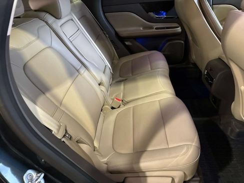 Used 2021 Lincoln Corsair Reserve w/ Elements Package FWD image 12