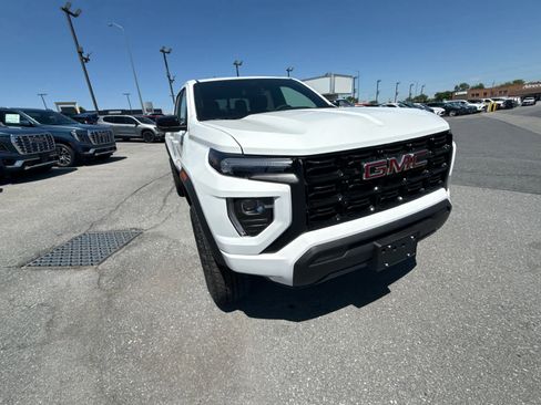 New 2026 GMC Canyon Elevation AWD/4WD image 15