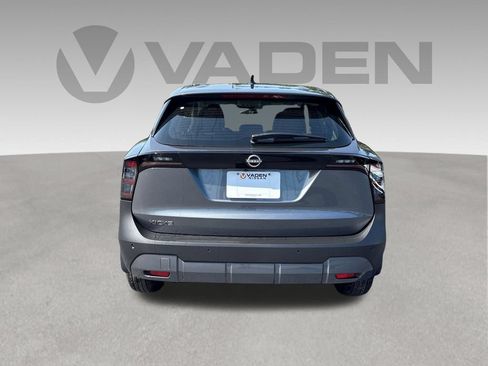 New 2026 Nissan Kicks S FWD image 10
