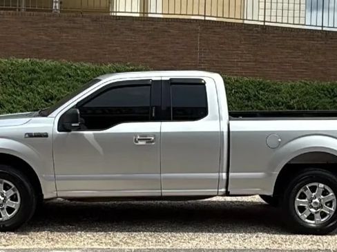 Used 2018 Ford F150 XLT w/ Equipment Group 302A Luxury AWD/4WD image 2