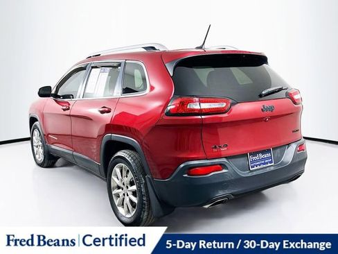 Used 2015 Jeep Cherokee Limited w/ Luxury Group image 6