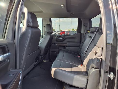 Used 2021 GMC Sierra 1500 SLT AWD/4WD image 19