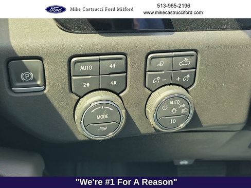 Used 2025 Chevrolet Silverado 2500 ZR2 w/ Technology Package AWD/4WD image 14