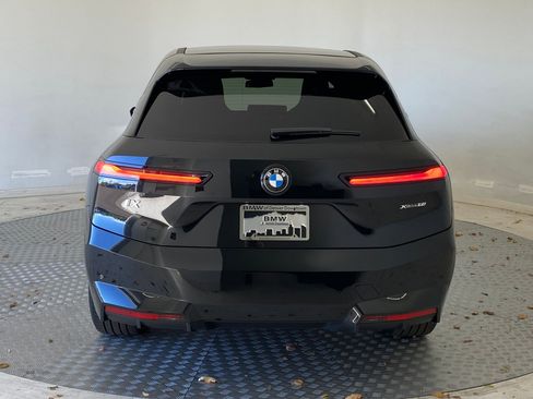 New 2026 BMW iX xDrive60 w/ Premium Package image 9