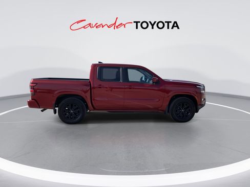 Used 2024 Nissan Frontier SL w/ Technology Package image 9